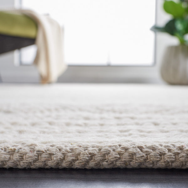 Safavieh Natura 212 Hand Woven Wool Rug NAT212A-6R