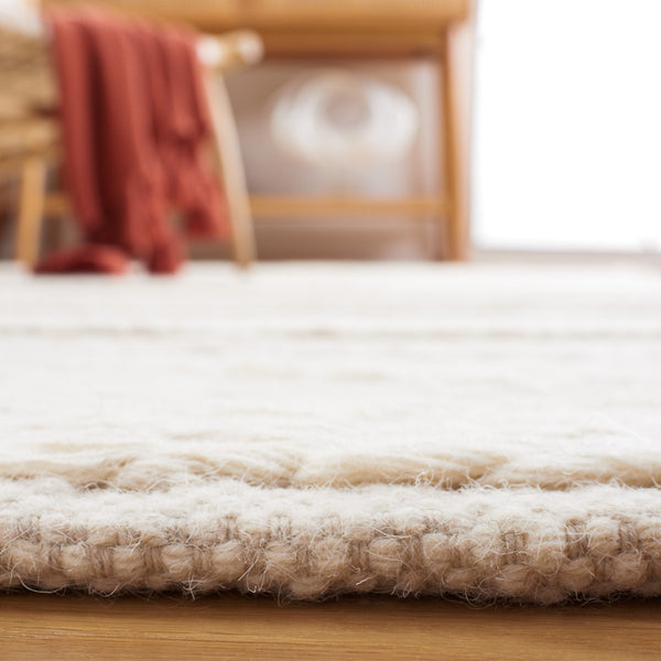 Safavieh Natura 216 Hand Woven Wool Rug NAT216A-6R