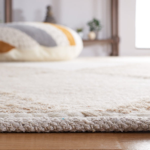Safavieh Natura 219 Hand Woven Wool and Cotton Bohemian Rug NAT219A-8