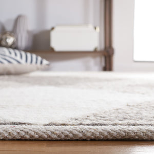 Safavieh Natura 219 Hand Woven Wool and Cotton Bohemian Rug NAT219B-8