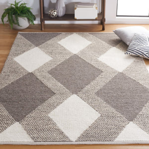 Safavieh Natura 219 Hand Woven Wool and Cotton Bohemian Rug NAT219B-8
