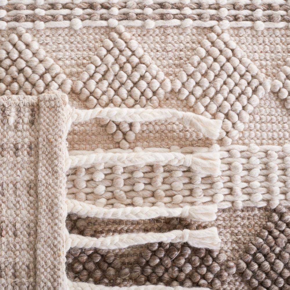 Safavieh Natura 293 Hand Woven 80% Wool and 20% Cotton Bohemian Rug NAT293F-8