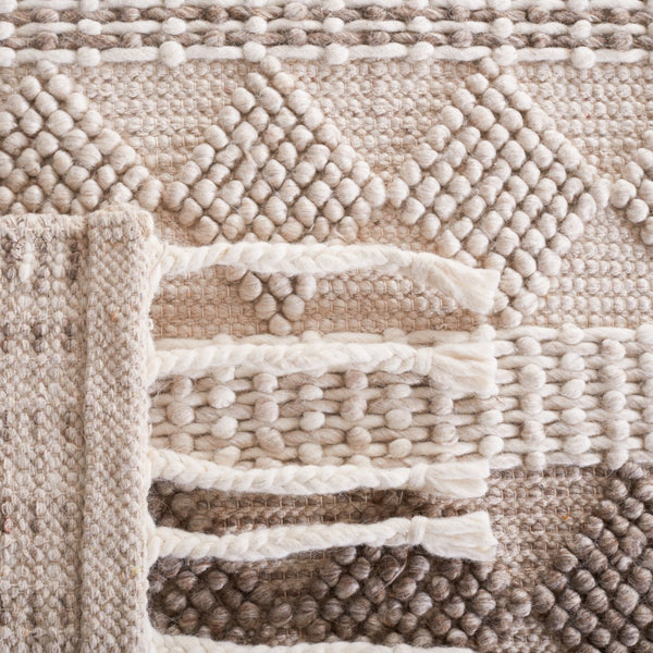 Safavieh Natura 293 Hand Woven 80% Wool and 20% Cotton Bohemian Rug NAT293F-8