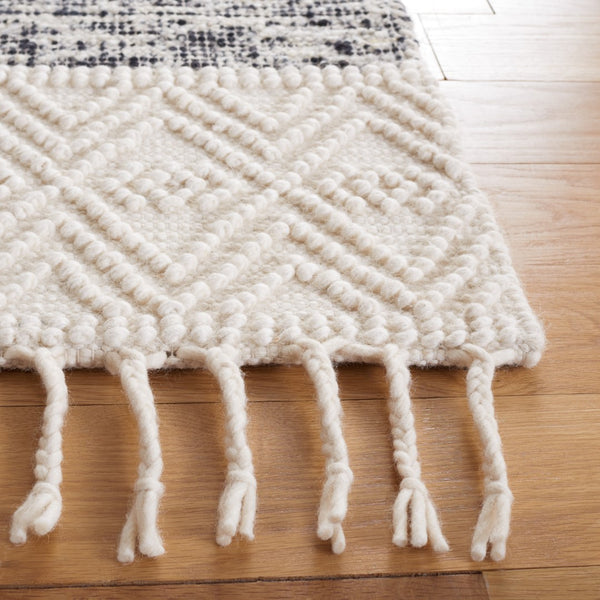 Safavieh Natura 298 Hand Woven 80% Wool and 20% Cotton Bohemian Rug NAT298Z-8