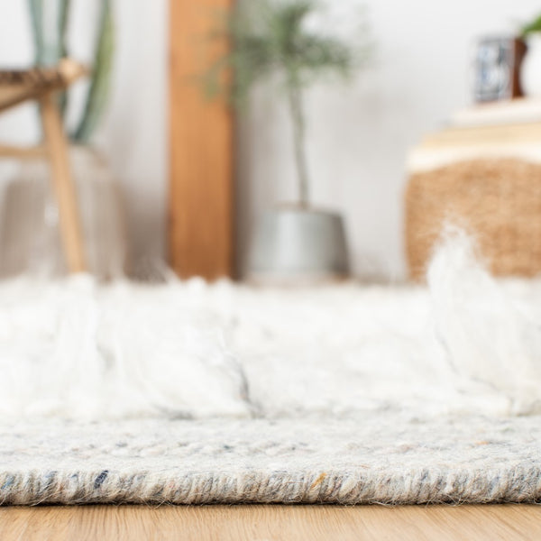 Safavieh Natura 320 Hand Woven 90% Wool and 10% Cotton Rug NAT320F-9