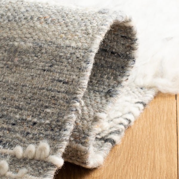 Safavieh Natura 320 Hand Woven 90% Wool and 10% Cotton Rug NAT320F-9