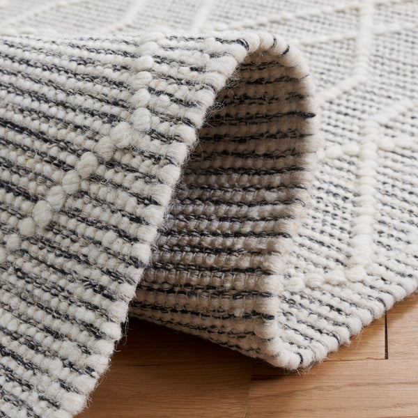 Safavieh Natura 323 Flat Weave Wool Rug NAT323A-8