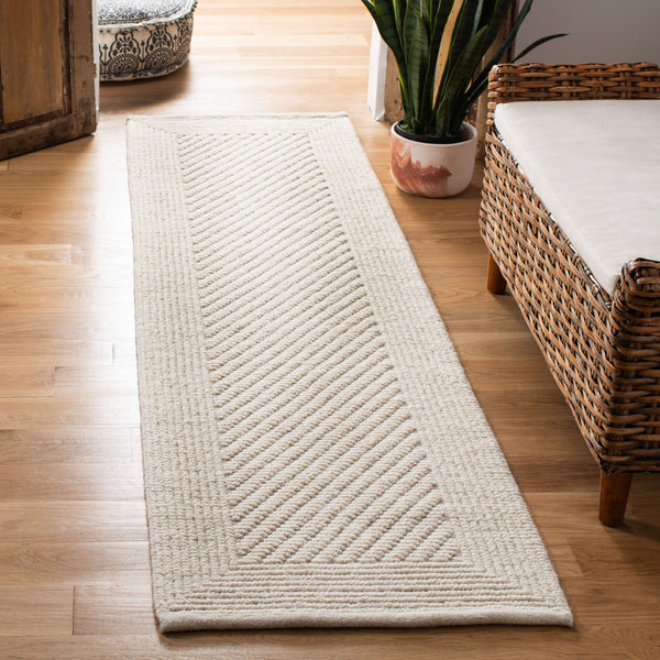 Safavieh Natura 450 Hand Woven 80% Wool and 20% Cotton Rug NAT450A-9