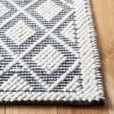 Safavieh Natura 475 Hand Woven 60% Wool, 40% Cotton Rug Ivory / Black 60% Wool, 40% Cotton NAT475A-8