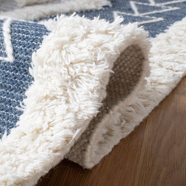 Safavieh Natura 679 With Tassel Hand Woven Wool Bohemian Rug NAT679A-8