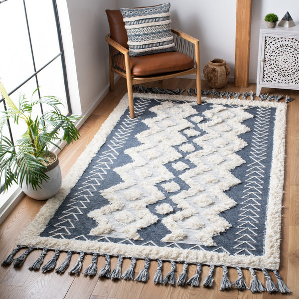 Safavieh Natura 679 With Tassel Hand Woven Wool Bohemian Rug NAT679A-8