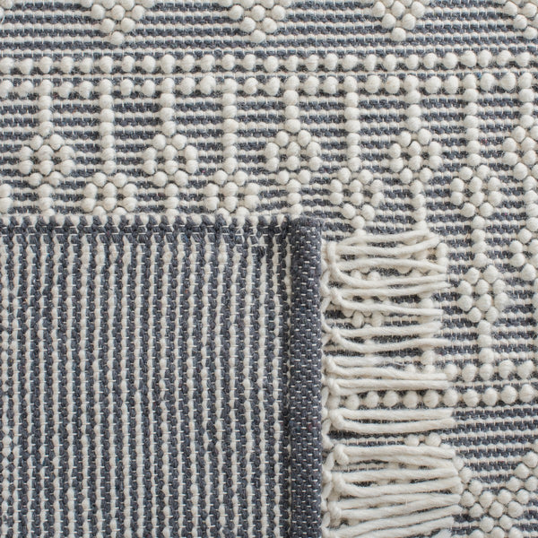 Safavieh Natura 688 80% Wool, 20% Cotton Hand Loomed Fringe: 10cm Rug NAT688A-8