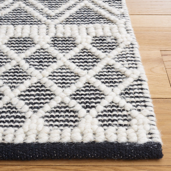 Safavieh Natura 828 70% Wool, 30% Cotton Hand Woven Rug NAT828Z-8