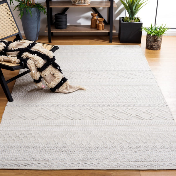 Safavieh Natura 934 Hand Woven Polyester Rug NAT934A-8