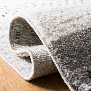 Safavieh Nordic 855 Power Loomed 70% Polypropylene/30% Polyester Rug NDC855F-4