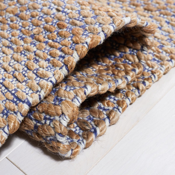 Safavieh Natural Fiber 874  Hand Woven 95 % Jute 5 % Wool Rug NF874N-5