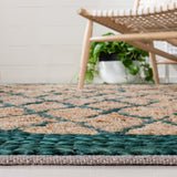 Natural Fiber 951 Hand Loomed 80% Jute, 20% Cotton Natural Fiber Rug Natural / Dark Green 80% Jute, 20% Cotton NF951X-5