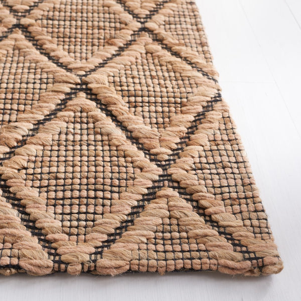 Safavieh Natural Fiber 175 Hand Loomed 65% Wool and 35% Jute Rug NFB175A-8
