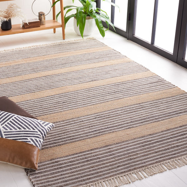 Safavieh Natural Fiber 455 Hand Loomed 80% Jute and 20% Cotton Rug NFB455H-8