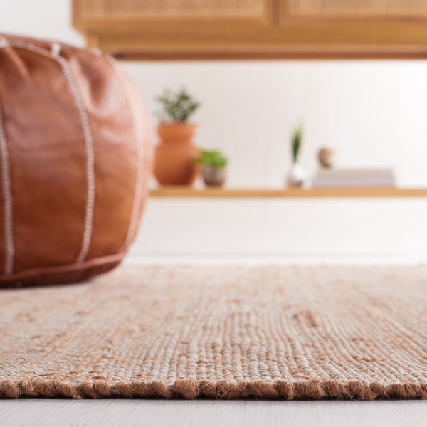 Safavieh Natural Fiber 457 Hand Loomed 80% Jute and 20% Cotton Rug NFB457P-8