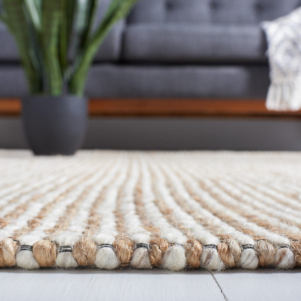 Safavieh Natural Fiber 553 Hand Tufted 37.50% Jute/37.50% Wool/20% Cotton/and 5% Nylon Rug NFB553B-9