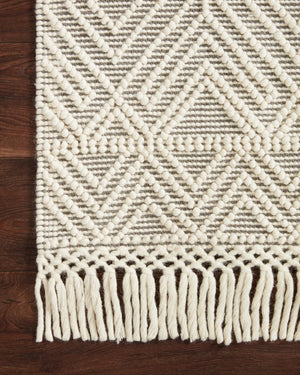 Loloi Noelle NOE-07 Cotton, Polyester, Wool, Viscose, Other Fibers Hand Woven Contemporary Rug NOELNOE-07IVGY90C0