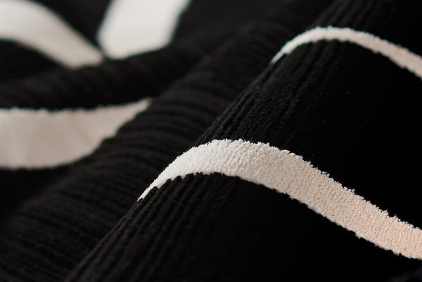 Momeni Noho NO-04 Machine Made Contemporary Geometric Indoor Area Rug Black 9'3" x 12'6" NOHO0NO-04BLK93C6