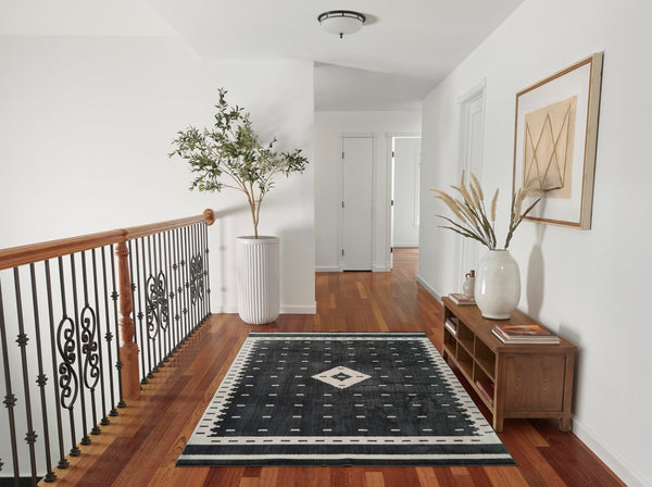 Momeni Noho NO-06 Machine Made Contemporary Geometric Indoor Area Rug Black 9'3" x 12'6" NOHO0NO-06BLK93C6