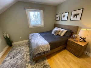 LH Imports Nevada Nightstand NVD002