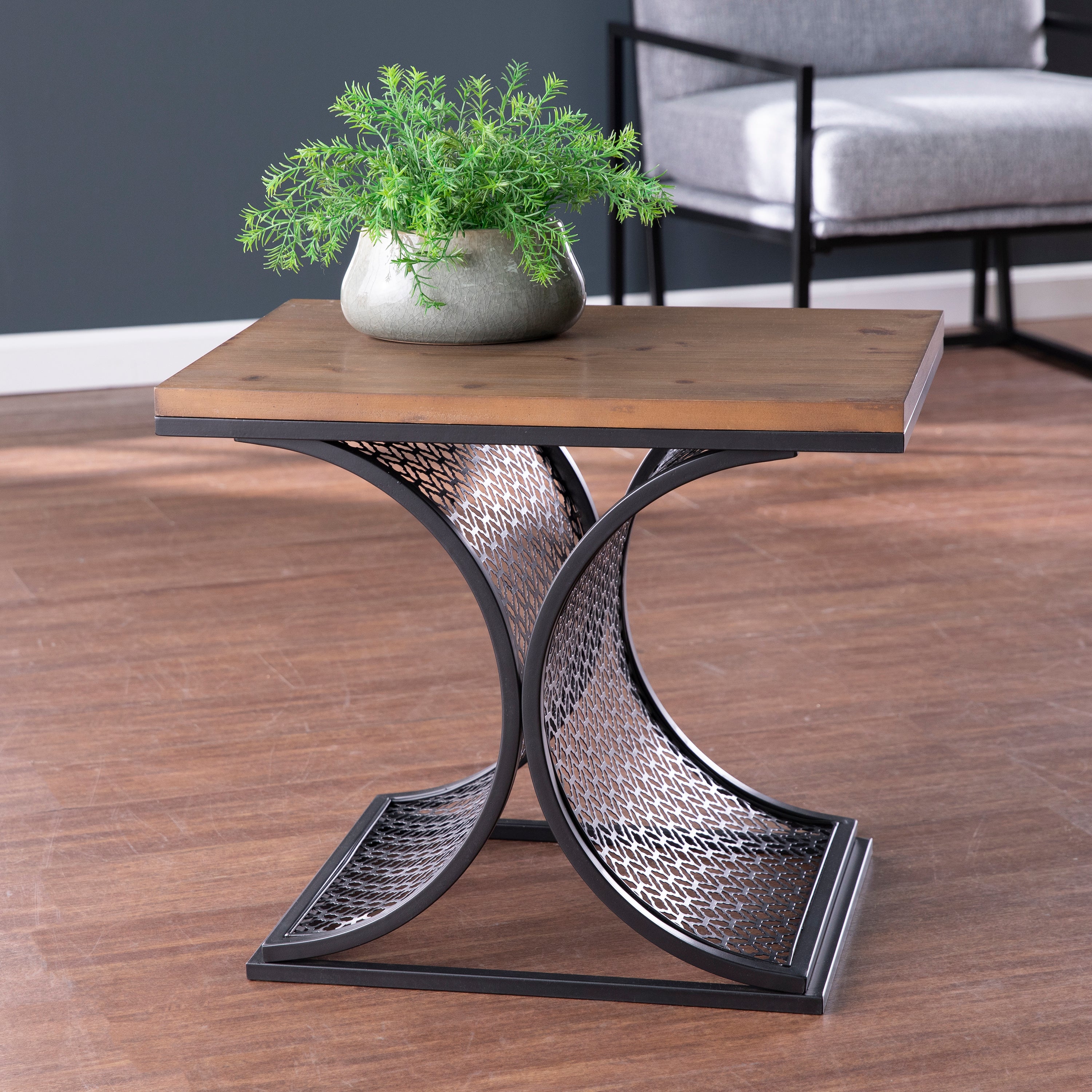 SEI Furniture Accent Table