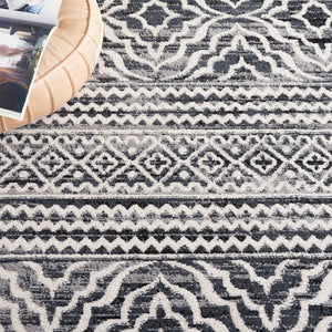 Safavieh Odyssey 852 Traditional Power Loomed Rug Black / Ivory ODY852Z-9