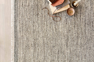 Loloi Omen OME-01 Jute, Wool, Cotton, Other Fibers Hand Woven Contemporary Rug OMENOME-01GY0093D0