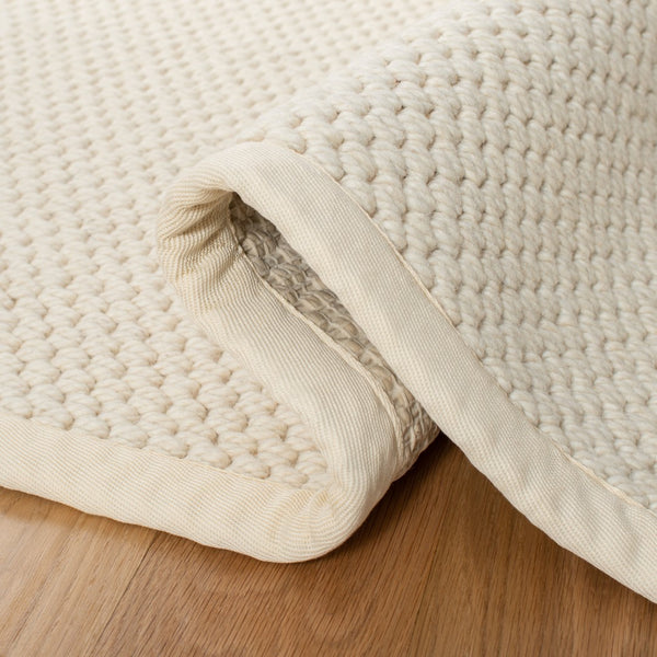 Safavieh Palm Beach 617 Hand Knotted 68% Sisal and 32% WOOL Rug PAB617A-3