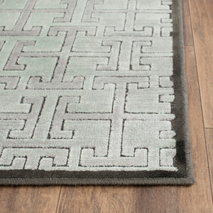Safavieh Jamie Drake Power Loomed 75% Viscose/18% Polyester/7% Cotton Solid & Tonal Rug PAR166-330-38