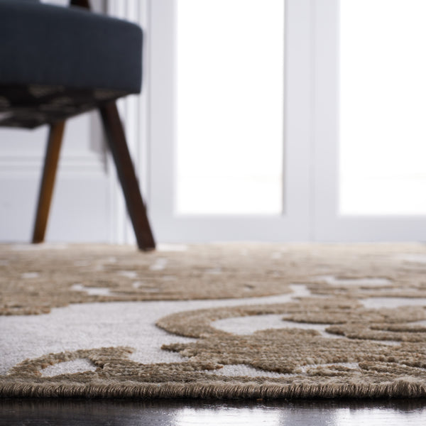 Safavieh Isaac Mizrahi Power Loomed 75% Viscose/18% Polyester/7% Cotton Traditional Rug PAR348-3110-34