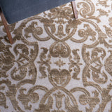 Safavieh Isaac Mizrahi Power Loomed 75% Viscose/18% Polyester/7% Cotton Traditional Rug PAR348-3110-34