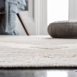 Safavieh Paradise 394 Power Loomed 75% Viscose/18% Polyester/7% Cotton Traditional Rug PAR394-5740-57