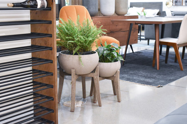 LH Imports Patio Large Standing Urn PAT014-L