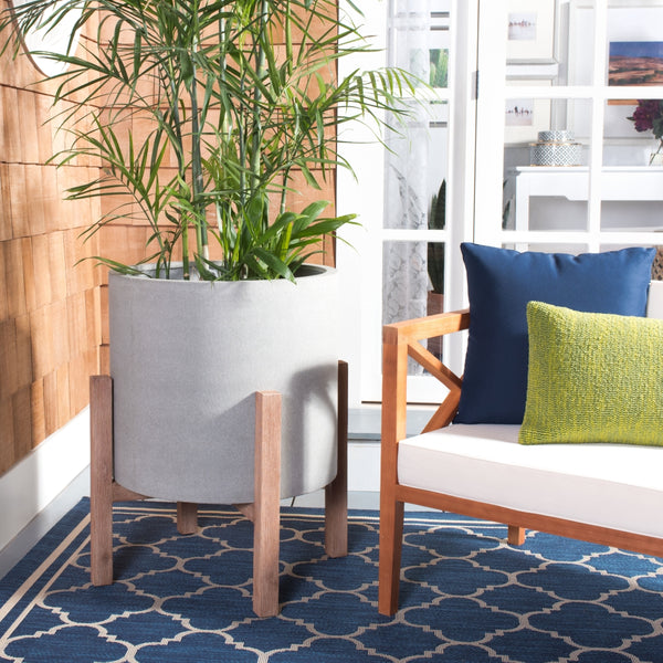 Safavieh Loflen Planter PAT1515B