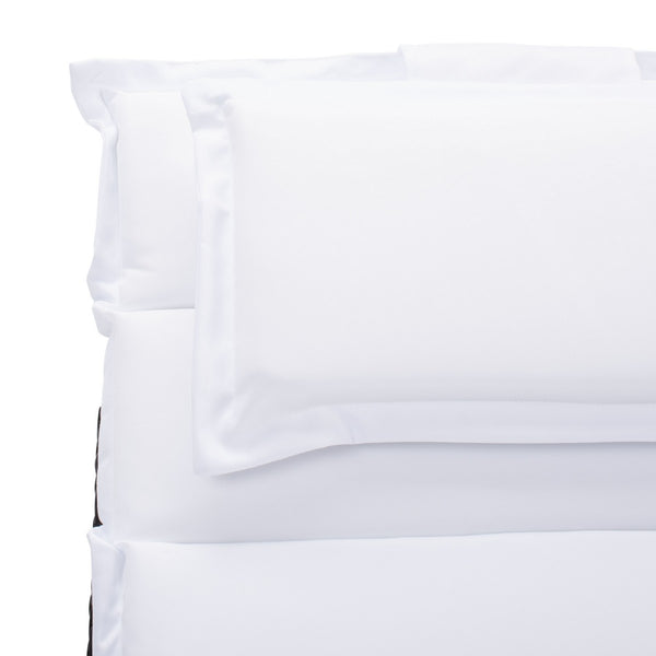 Colley Sunlounger - Elegant Outdoor Chaise with Plush Cushion for Ultimate Relaxation and Style