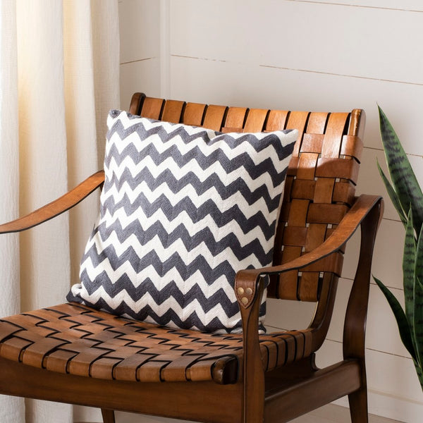 Striped Pillow Set of 2 – Hand-Stitched Cotton Canvas with Chic Zigzag Design for Modern Decor