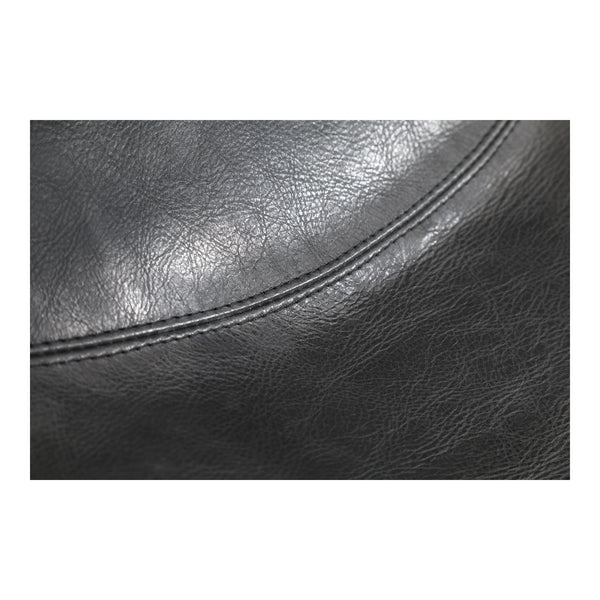 Moe's Home Starlet Counterstool Black M2