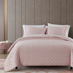 HiEnd Accents Lyocell Quilt Set PK2135-SK-BH Blush Face: 100% lyocell; Back: 100% cotton; Fill: 100% polyester 110x96