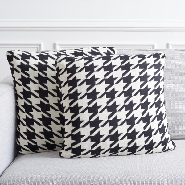 Safavieh Cantil Pillow - Set of 2 Black / Ivory Cotton/Polyester PLS400A-1818-SET2