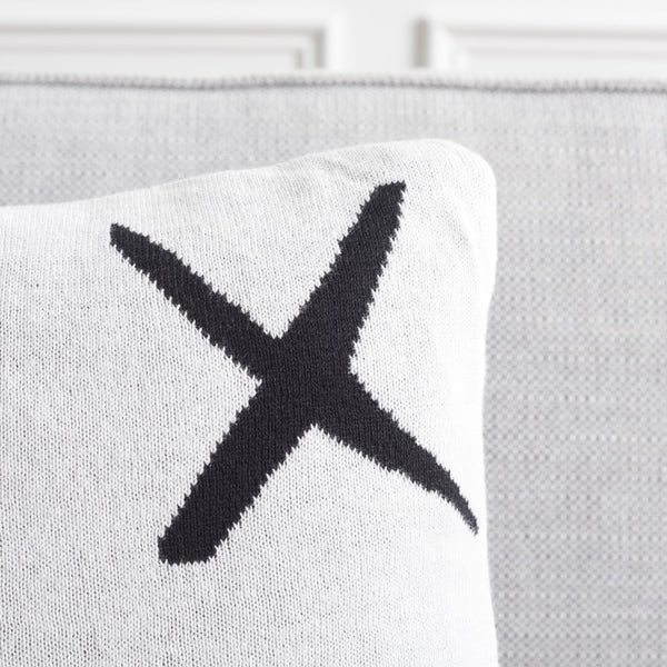 Safavieh Alto Pillow - Set of 2 Black / Ivory Cotton/Polyester PLS404A-1818-SET2