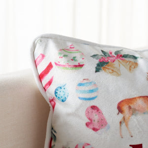 Safavieh Mable Pillow FABRIC/ POLY FILL Rug PLS7105B-1218