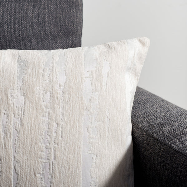 Safavieh Revell Pillow/Ivory PLS7215B-1220