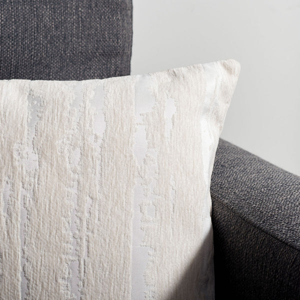 Safavieh Revell Pillow/Ivory PLS7215B-1818