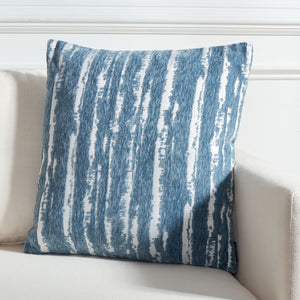 Safavieh Revell Pillow/Light Blue PLS7215C-1818