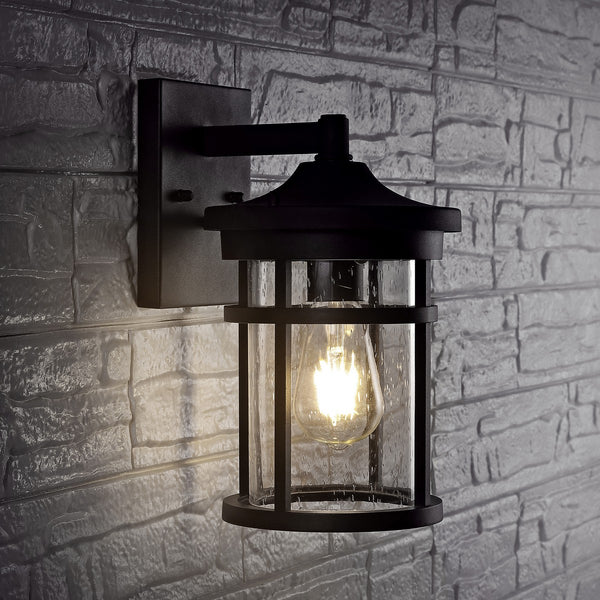 Senta Outdoor Wall Lantern